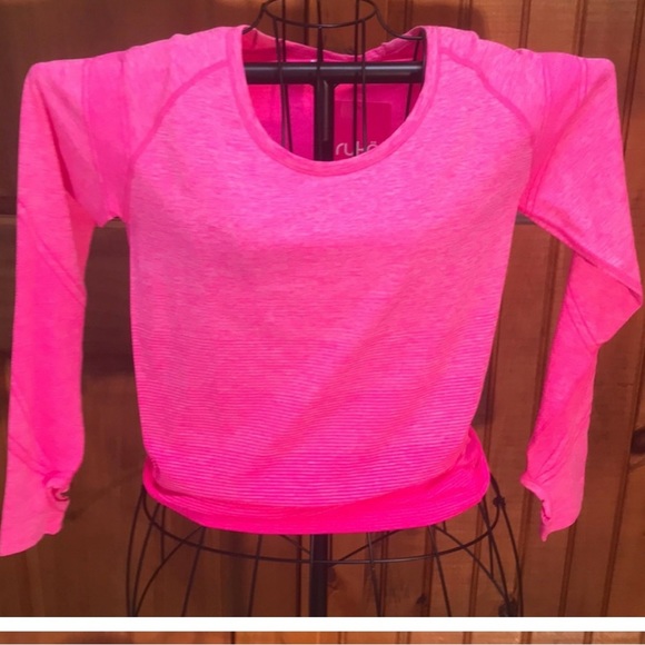 Ryka Top - Picture 6 of 7